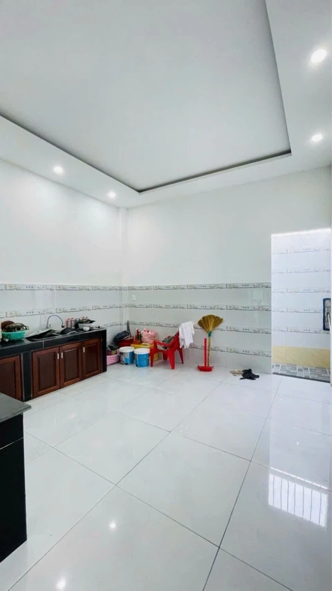 Bán nhà liền kề 6PN Hương Lộ 2, Bình Tân - 5.4 tỷ - Ảnh thu nhỏ 4