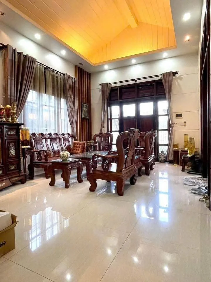Biệt thự vườn mặt tiền 432m² bán Quảng Ngãi - Ảnh 1
