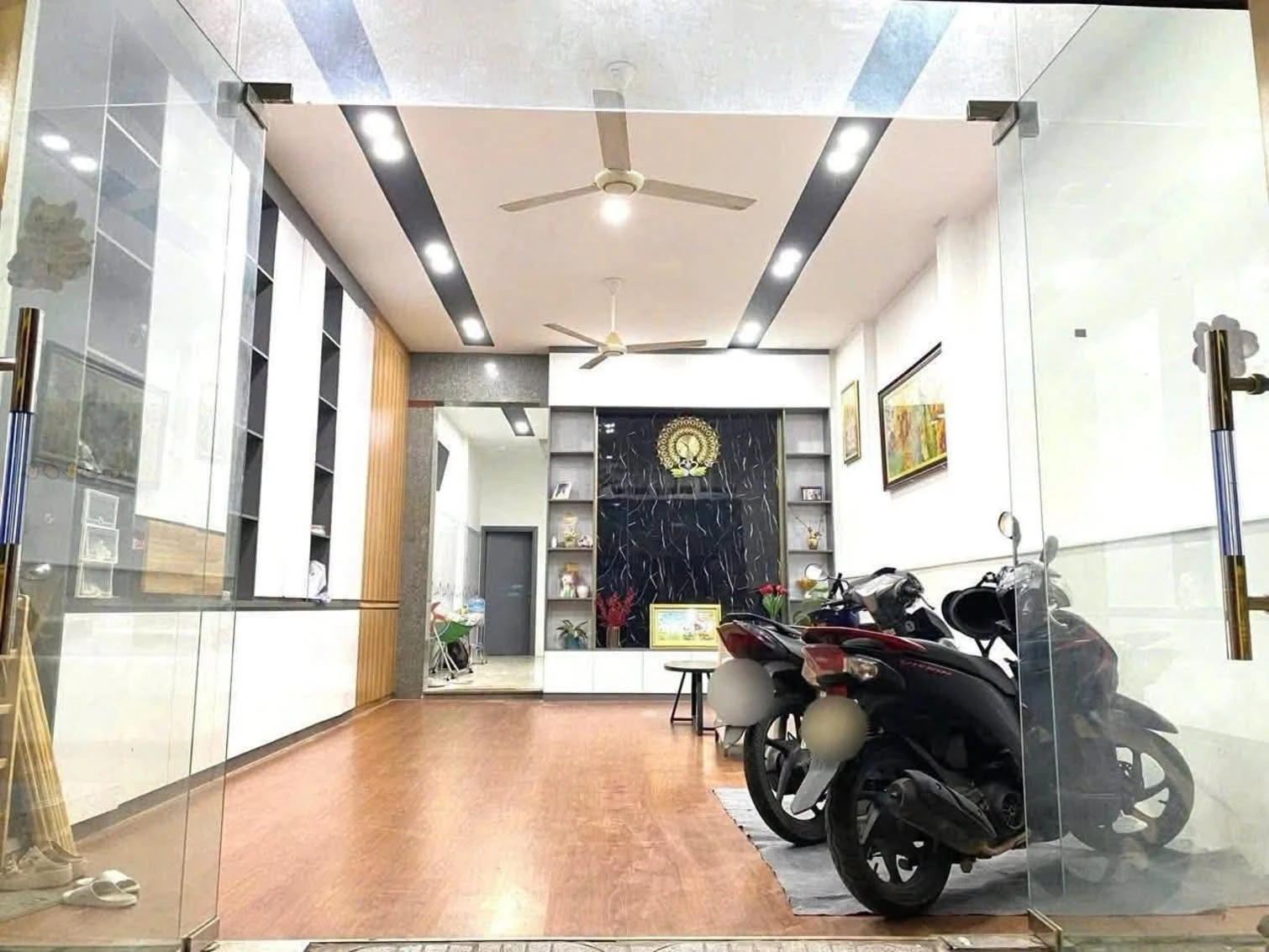 Bán nhà 1 trệt 1 lầu 100m² full nội thất KDC Minh Tuấn, Bình Hòa (Thuận An cũ), giá 5,18 tỷ - Ảnh 1