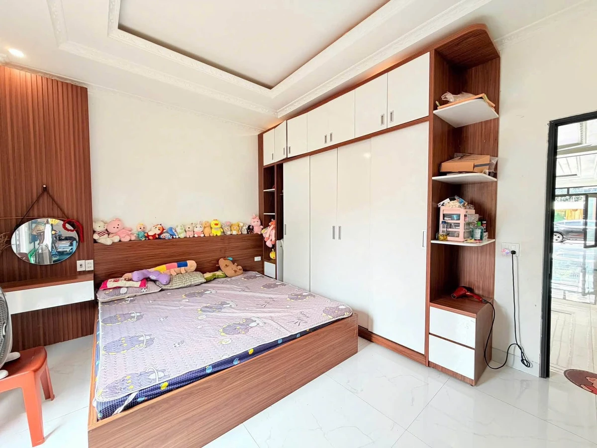 Bán nhà 2 tầng 100m² Đoàn Kết B9, Bình Tân 2,7 tỷ - Ảnh thu nhỏ 4
