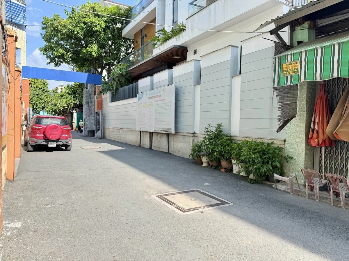 Bán nhà cấp 4 hẻm nhựa ô tô tránh Lý Chính Thắng, Quận 3, 76,4m², ngang 7,5m, giá 19,1 tỷ - Ảnh thu nhỏ 3