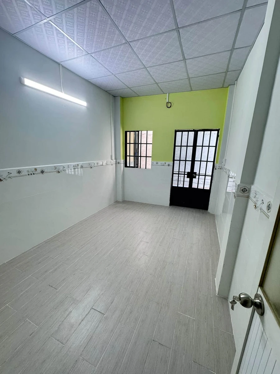 Bán nhà Bình Đông Q8, 2PN 2WC, 13.5m², 2 tỷ 230 - Ảnh thu nhỏ 3