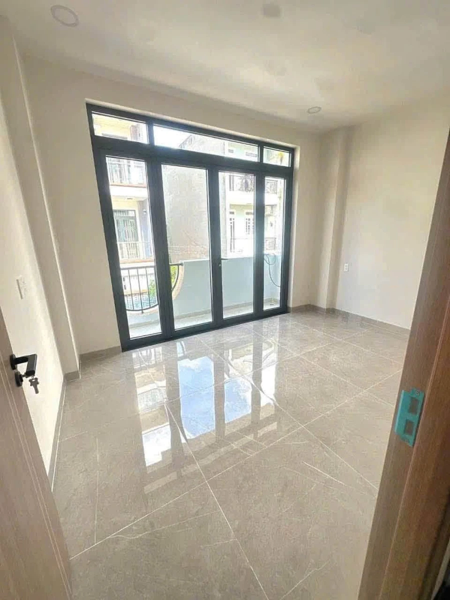 Bán nhà 3 tầng sân thượng 150m² giá 5,4 tỷ Quận 9 - Ảnh thu nhỏ 5