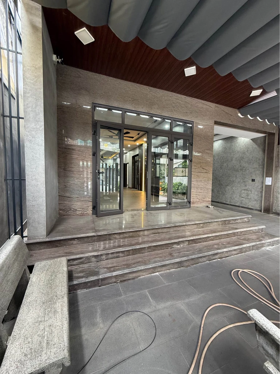 Bán biệt thự 180m2, 4 phòng ngủ gần KDC Tân Phong - Ảnh thu nhỏ 2