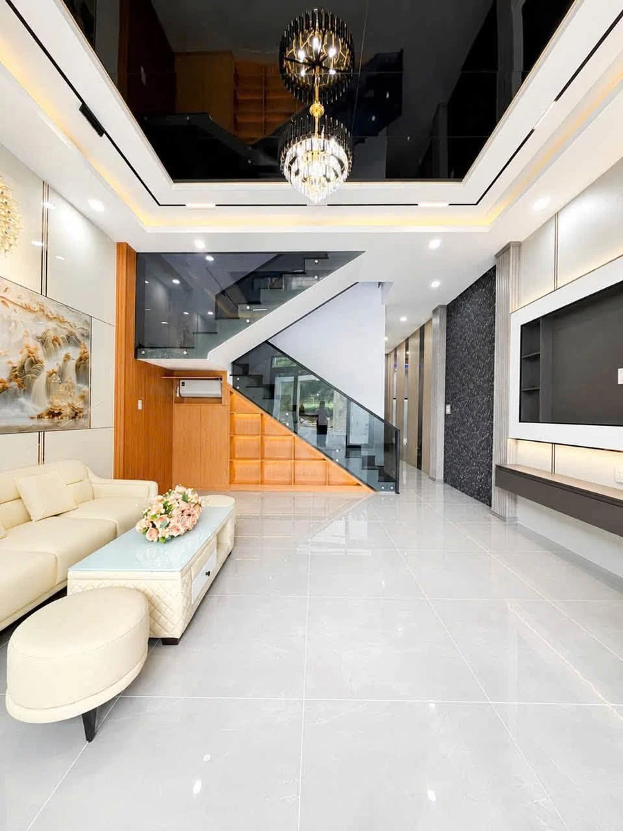 Bán nhà mặt tiền 5x25m, 4PN Rạch Giá, An Giang 4 tỷ 350 triệu - Ảnh thu nhỏ 2