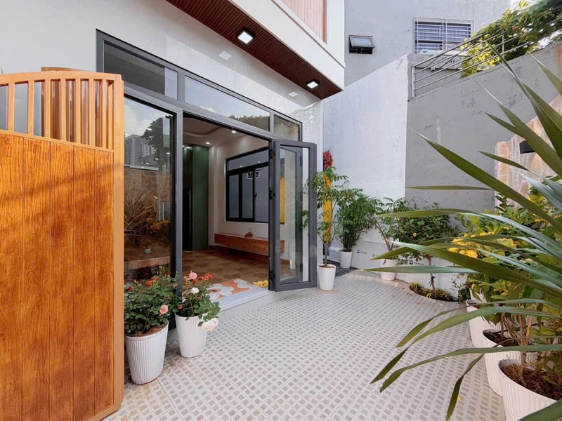 Bán nhà riêng 3 phòng ngủ 137m², giá 5 tỷ ở Hải Châu, Đà Nẵng