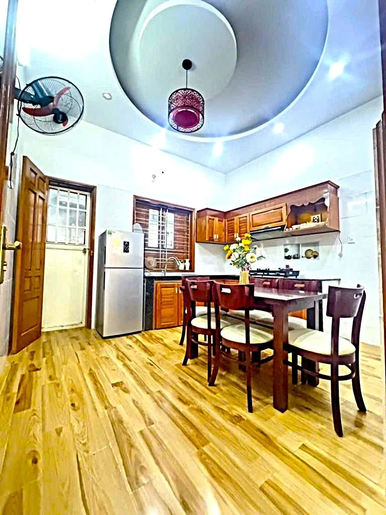 Bán nhà 4 tầng mặt tiền kinh doanh 60m2 Hải Châu Đà Nẵng - Ảnh thu nhỏ 2