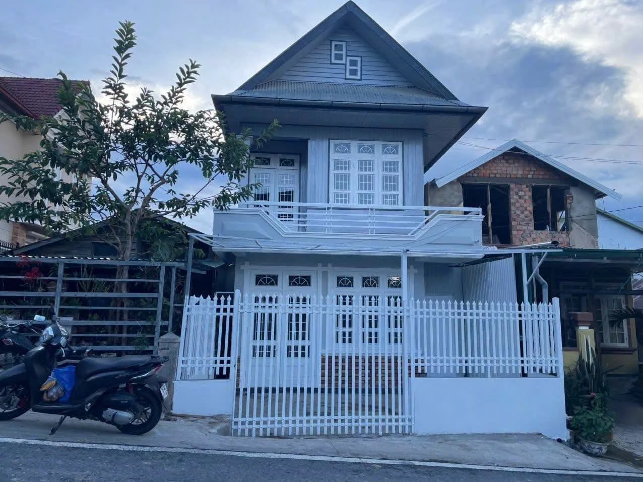 Bán nhà mặt tiền Ngô Thì Nhậm Đà Lạt 110m2, 5 PN, 7 tỷ - Ảnh 1
