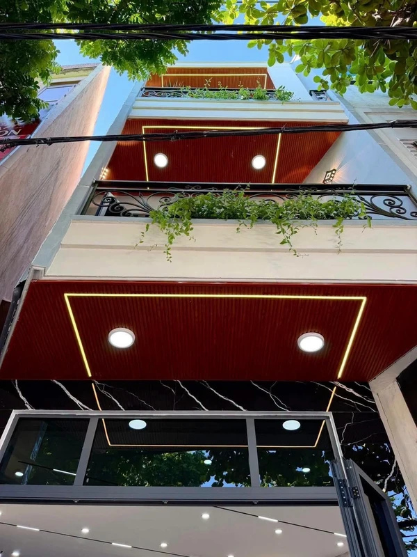 Bán nhà phố 3 tầng 160m² mặt tiền Hải Phòng, Đà Nẵng 11.5 tỷ