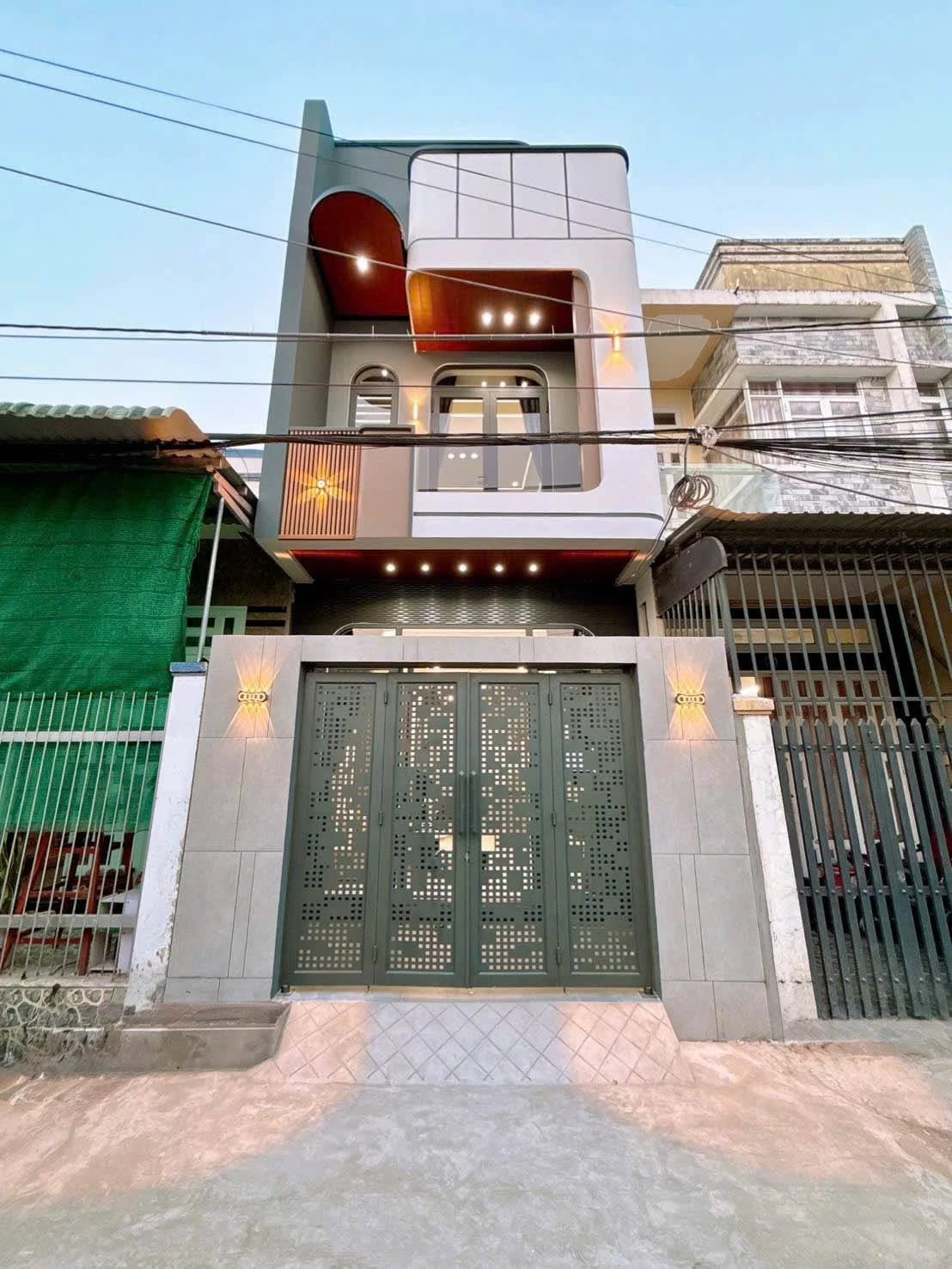 Bán nhà trệt lầu 3PN tại Cần Thơ, 130m2, 2 tỷ 750 - Ảnh 1