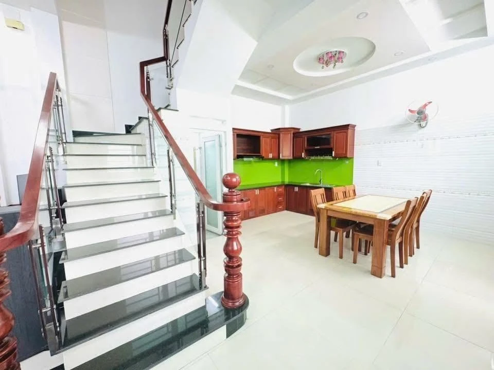 Bán nhà Gò Vấp 72m2 4 phòng ngủ 5 WC 7 tỷ - Ảnh thu nhỏ 4