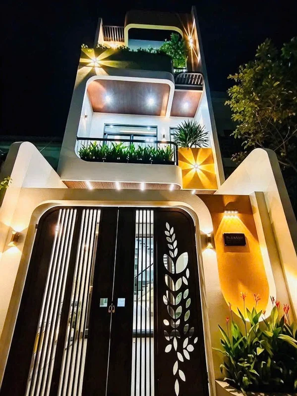 Bán nhà 3 tầng 4 phòng ngủ 81m² Đà Nẵng 7 tỷ