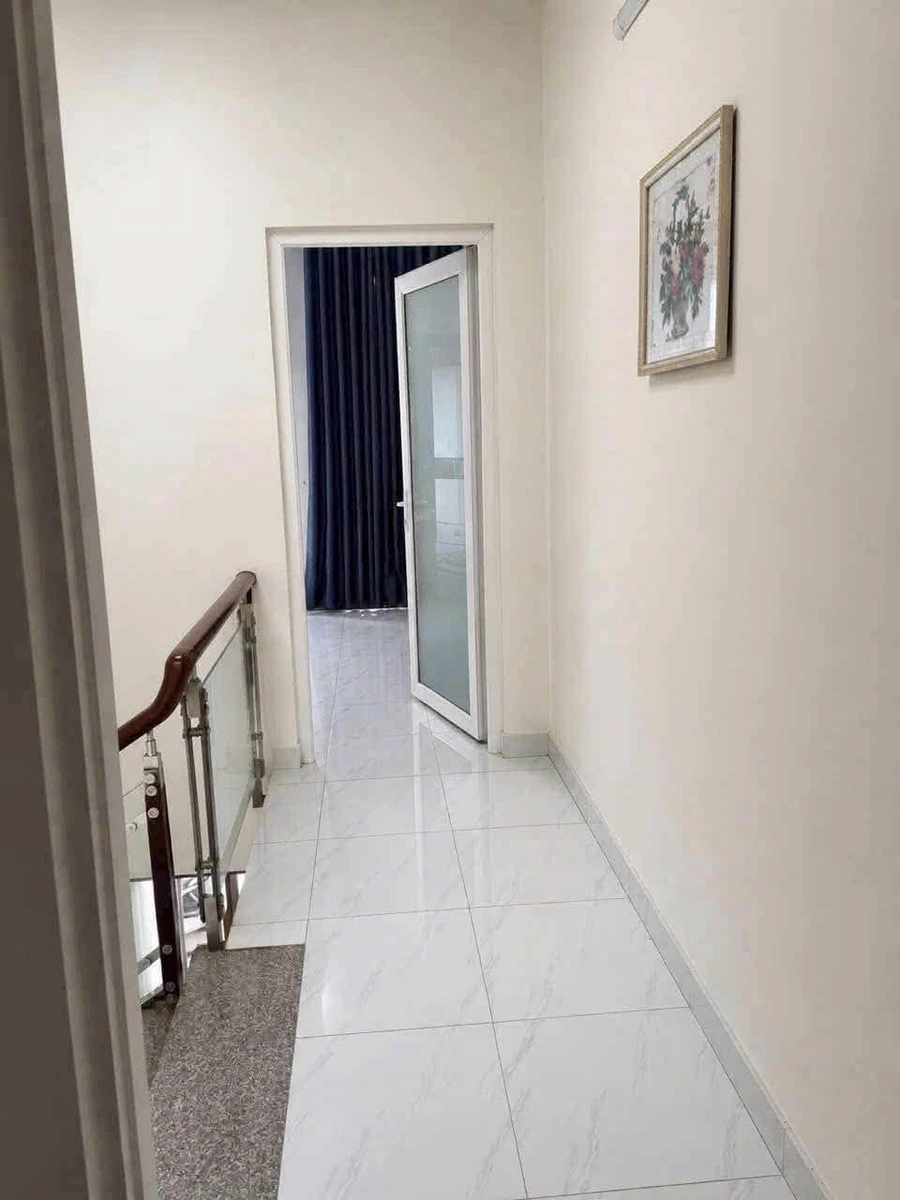 Bán nhà 2 tầng hẻm xe hơi 52m2 đường 32 Linh Đông, Thủ Đức, giá 5,5 tỷ - Ảnh thu nhỏ 2