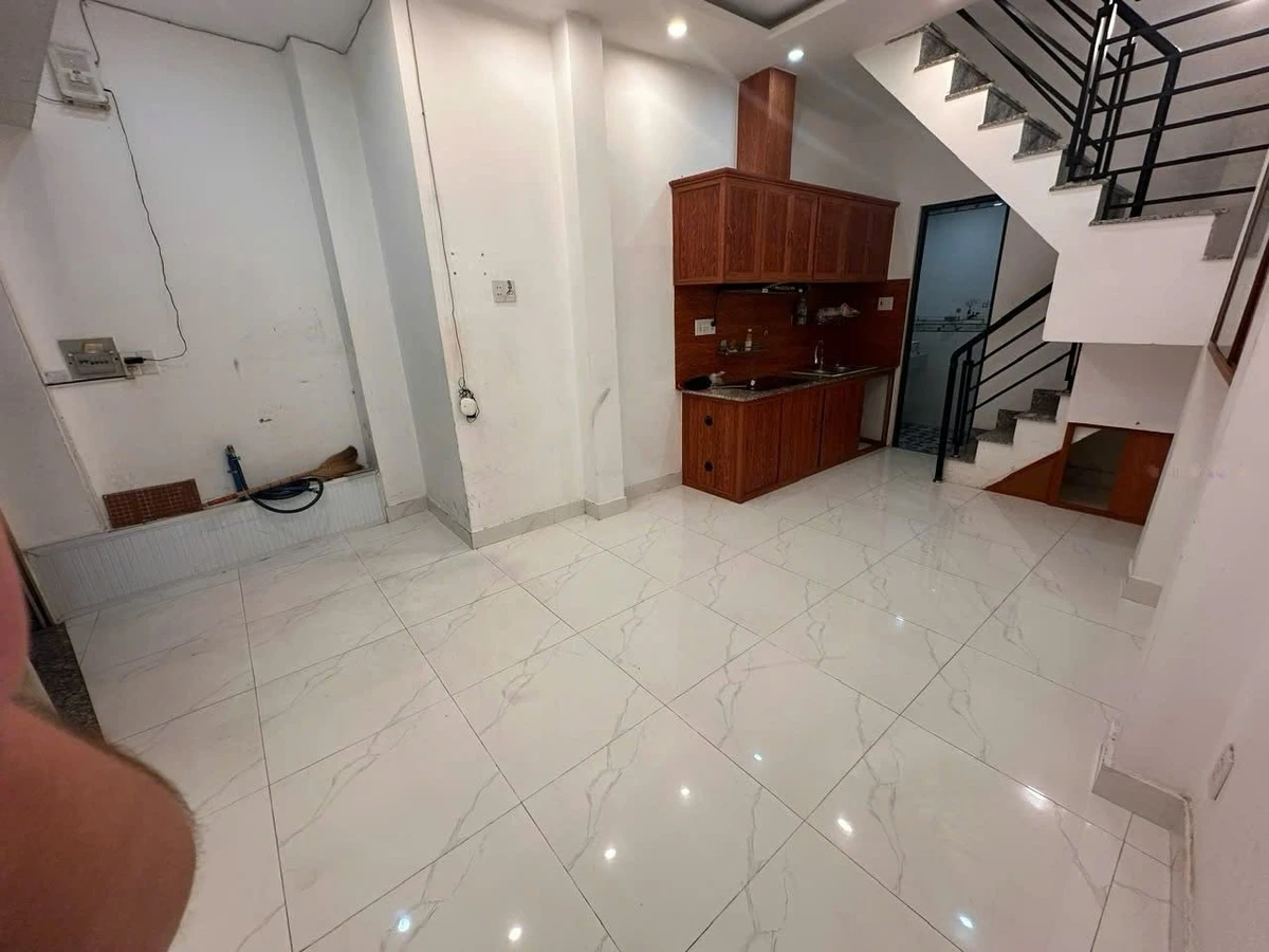 Bán nhà 3 tầng Quận 10, 40.5m² - Ảnh thu nhỏ 2