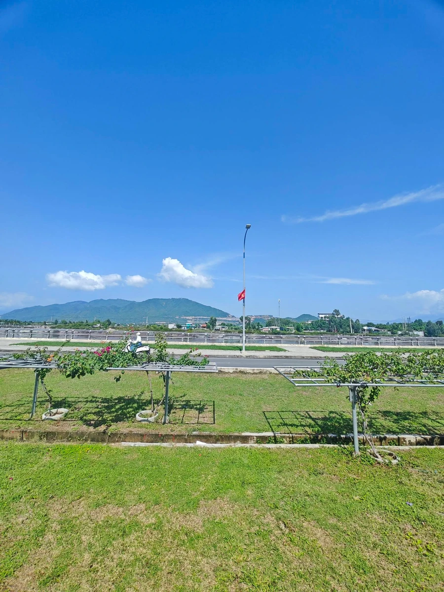Bán đất nền 85.2m2 mặt tiền Vành đai 2 Thủ Đức 9.6 tỷ - Ảnh thu nhỏ 2