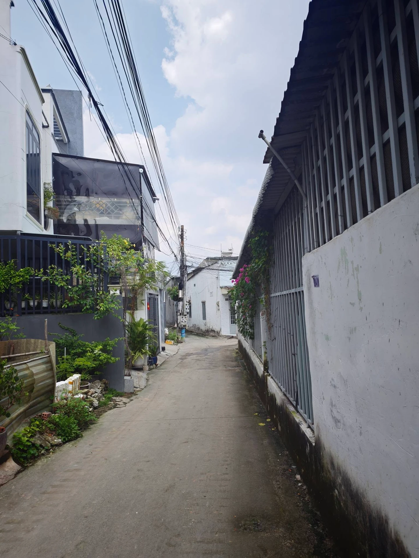 Bán nhà 1 trệt 1 lầu 3PN khu Thuận Giao ~3 tỷ - Ảnh 1