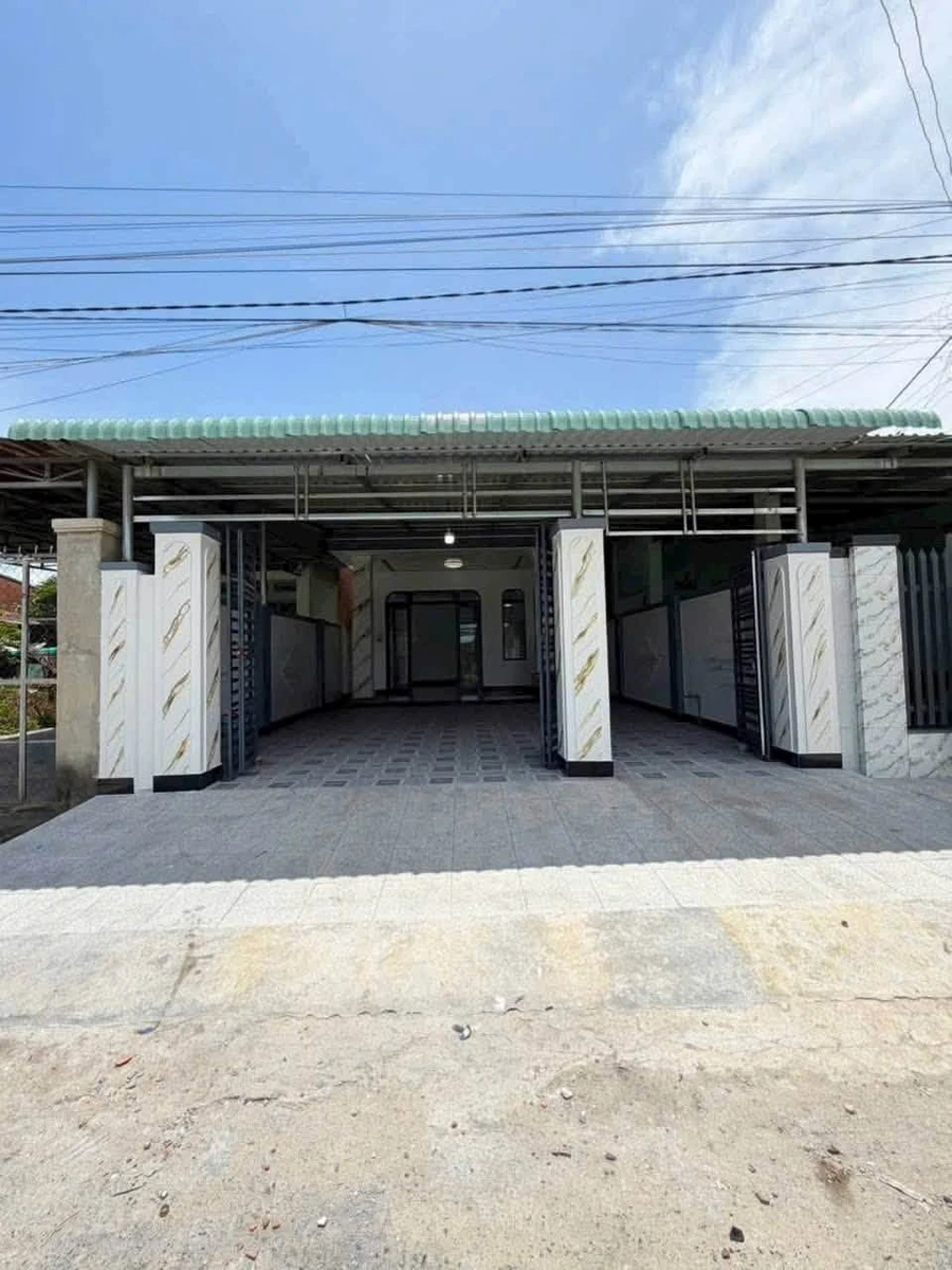 Bán nhà hẻm 90m² 3 phòng ngủ Trần Phú Tây Ninh - Ảnh thu nhỏ 2