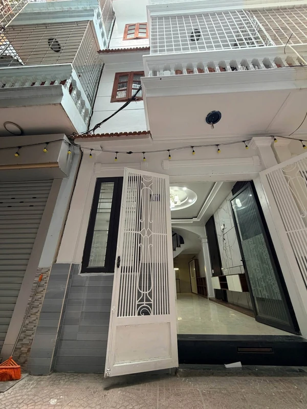 Bán nhà phố Tây Văn Cao 40m² 3 phòng ngủ 2 tỷ 520 triệu