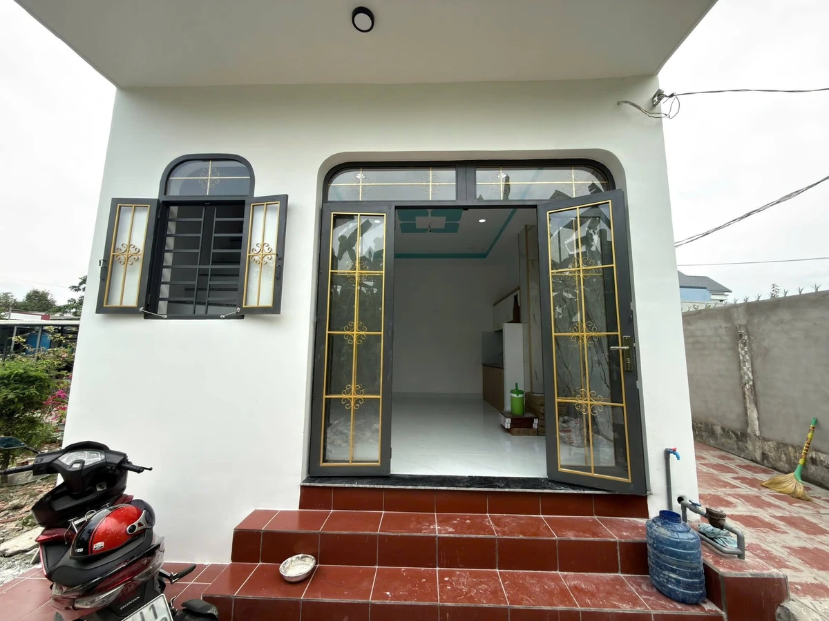 Bán nhà 1 trệt 1 lầu 2PN giá 690 triệu gần Cầu Ông Thìn, QL50, Tân Kim - Ảnh thu nhỏ 5