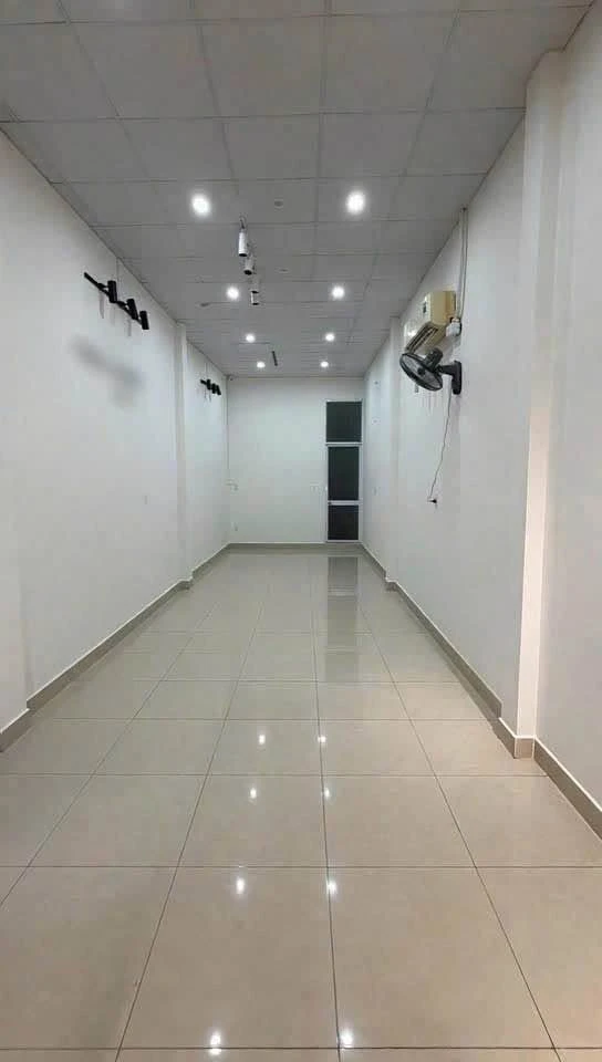 Bán nhà mặt tiền Lê Quý Đôn Vũng Tàu 90m² giá 8.8 tỷ - Ảnh thu nhỏ 3