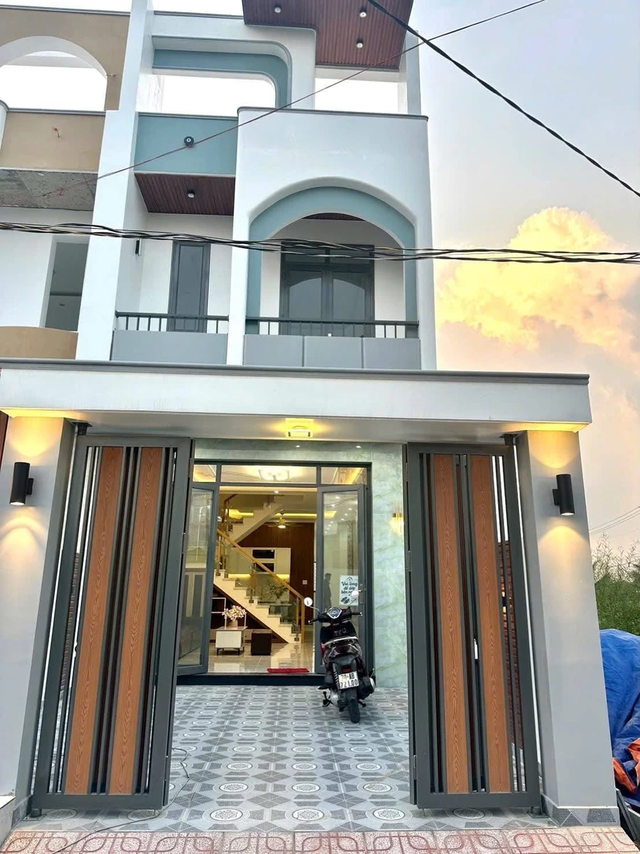 Bán nhà 1 trệt 1 lầu 111m² Tân Bửu Bình Chánh 2,65 tỷ - Ảnh thu nhỏ 2
