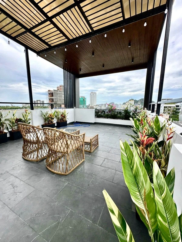 Bán villa 5 tầng hồ bơi sát biển Sơn Thủy, 90m², 7PN, 15+ tỷ