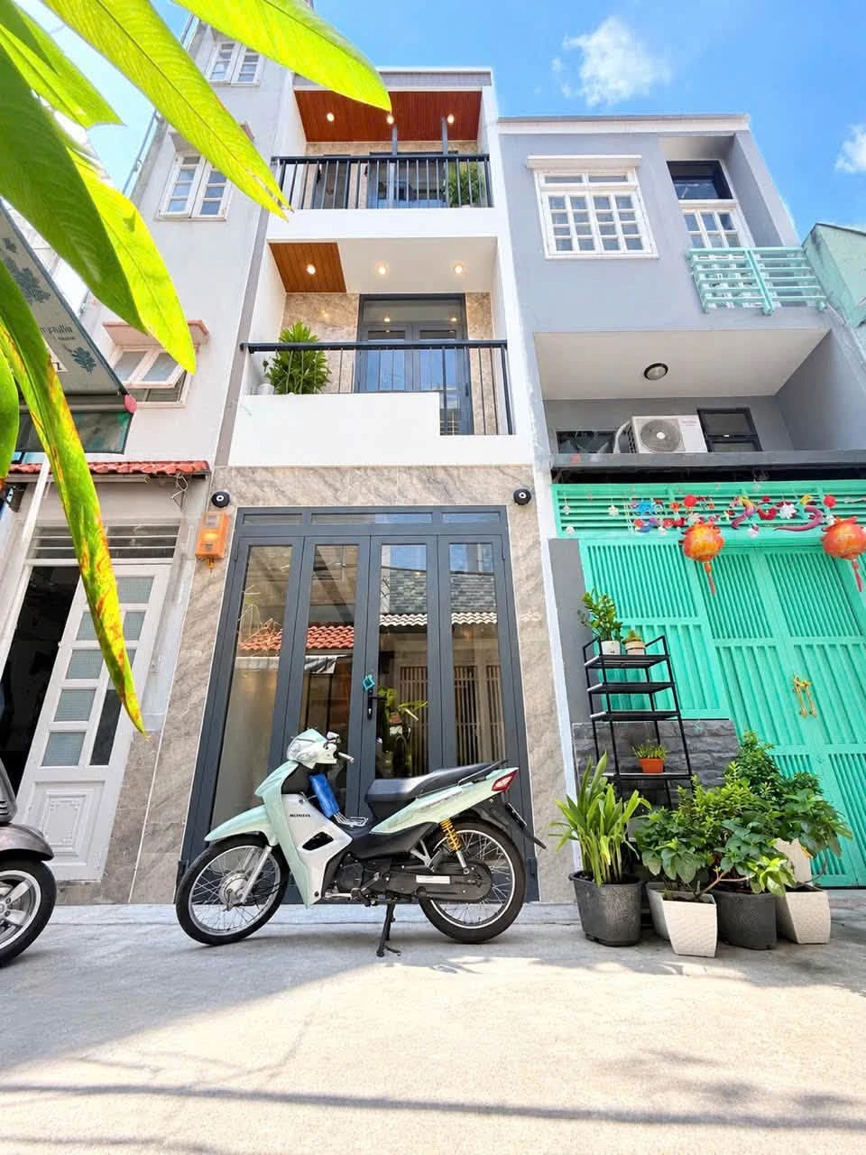 Bán nhà 2 lầu 88m² Quận 4 giá 5 tỷ 299 triệu - Ảnh 1