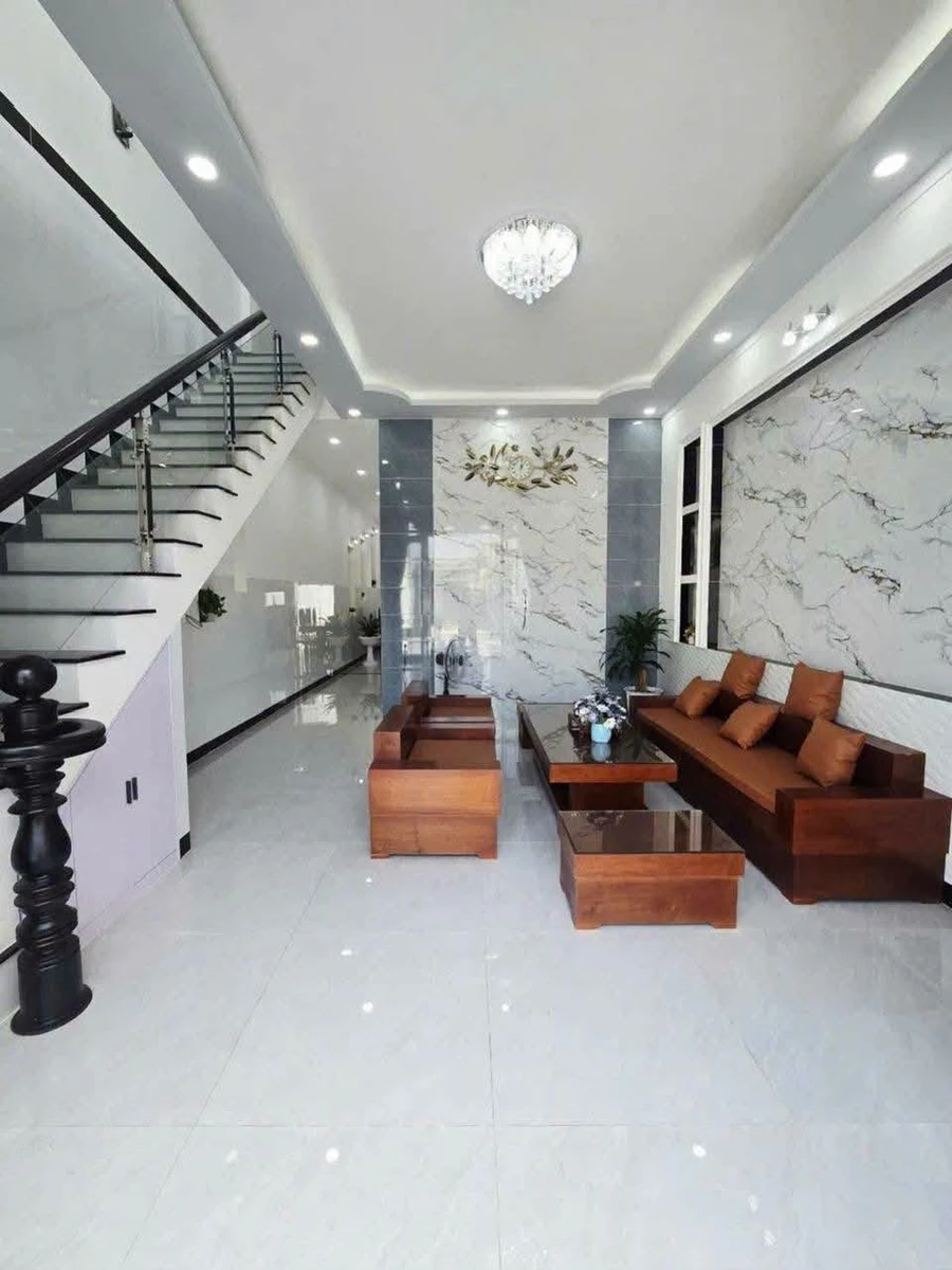 Bán nhà lầu 1 tấm 70m2 3PN Tây Ninh 2 tỷ 780 - Ảnh 1