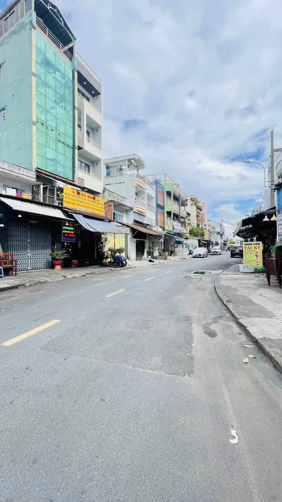 Bán nhà mặt tiền đường 3 Tháng 2, Quận 11, 70m2, 2 tầng, giá 13,5 tỷ - Ảnh 1