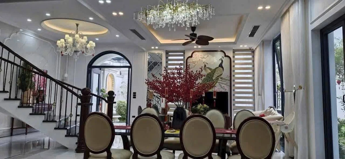 Biệt thự 3 tầng Tân Cổ Điển 220m² Nghi Phú 11 tỷ - Ảnh thu nhỏ 2