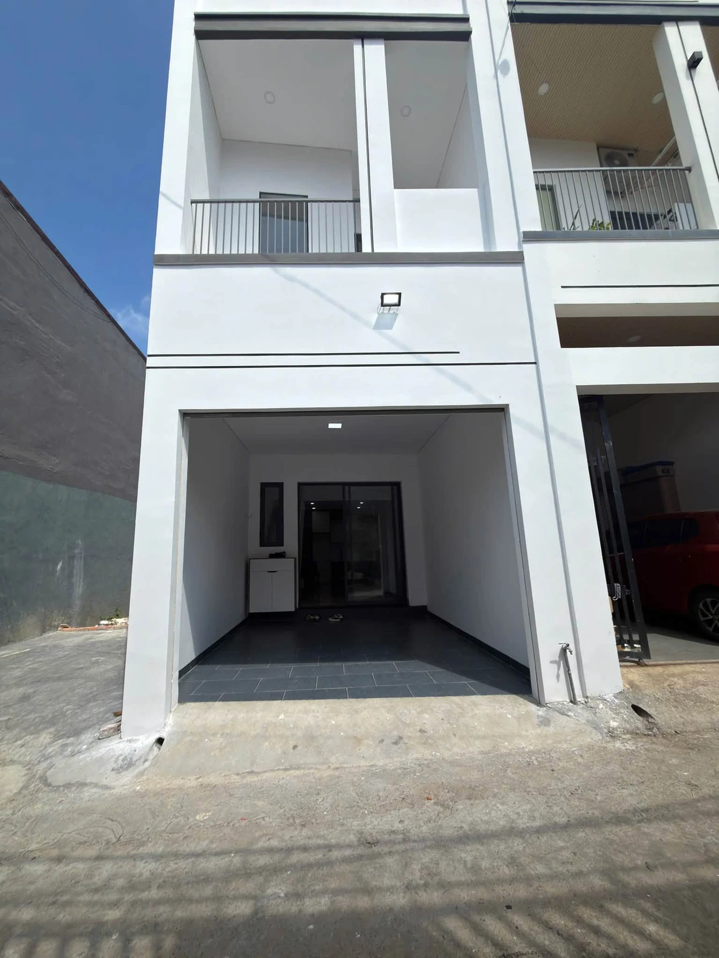 Bán nhà phố Tuệ Tĩnh, 3 phòng ngủ, 69m², 3 tỷ 390 - Ảnh 1