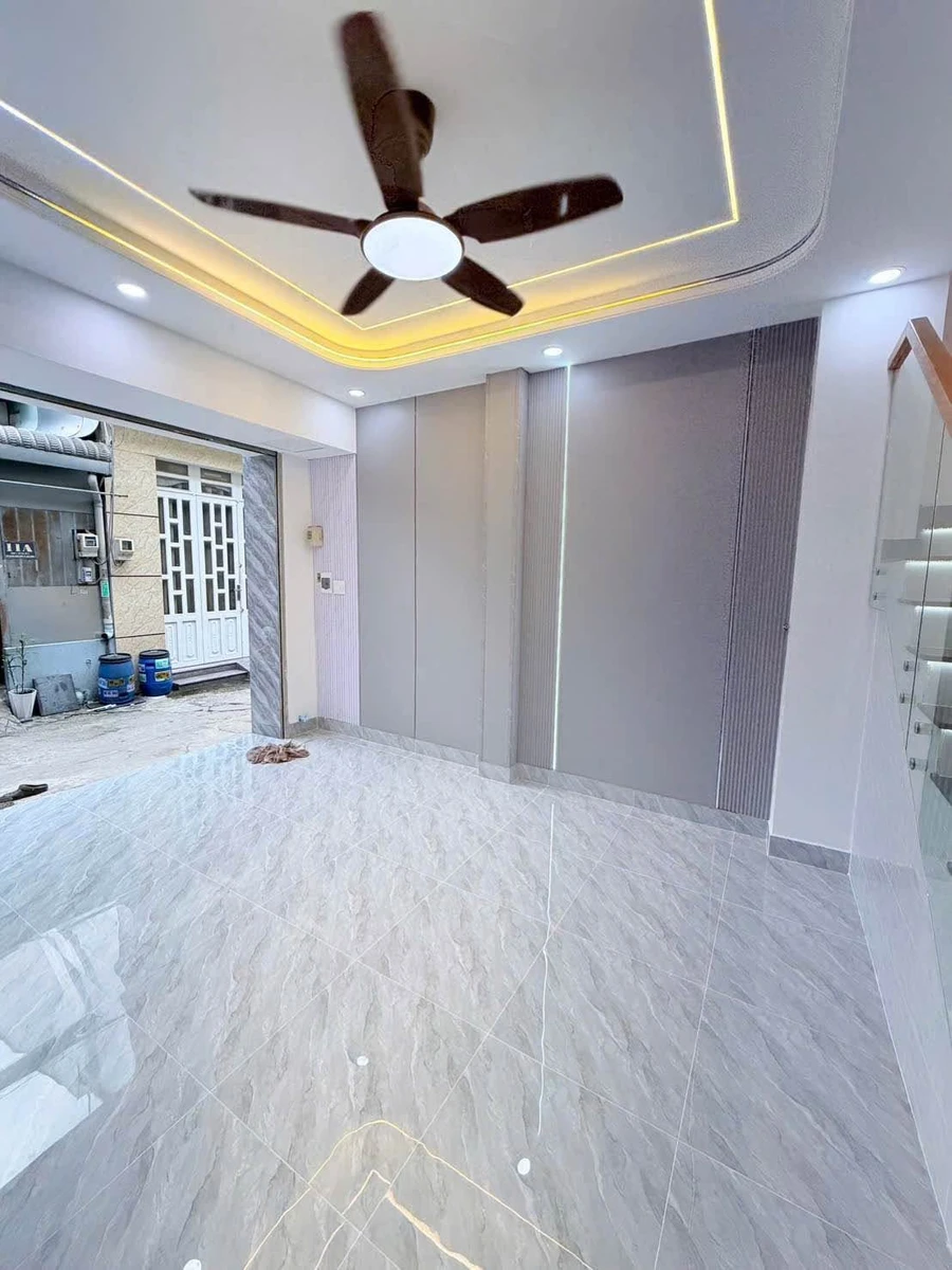 Bán nhà Hóc Môn 36m² 2 PN 2 WC 1,6 tỷ - Ảnh thu nhỏ 4