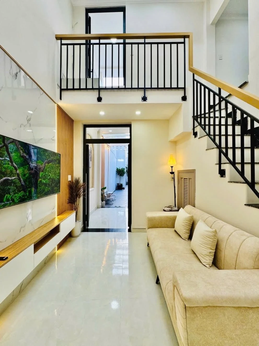 Bán nhà sân riêng Xô Viết Nghệ Tĩnh, Bình Thạnh, 75m² - Ảnh 1