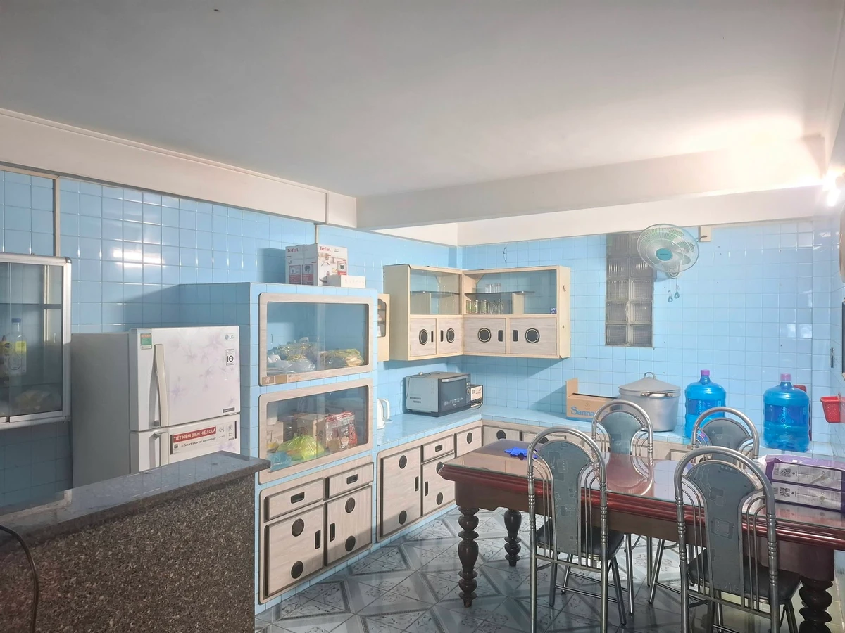 Bán nhà mặt tiền đường Ngô Đến 158m2, 1 trệt 2 lầu 3PN, Vĩnh Phước, Nha Trang - Ảnh thu nhỏ 4