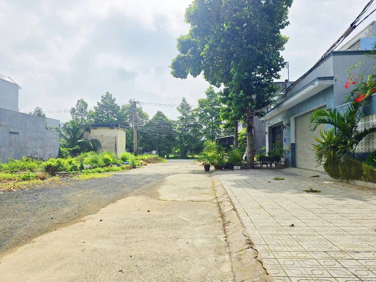 Bán 3 nền liền kề KDC 135 Bến Lức, Long An, tổng 432m², giá 9,5 tỷ - Ảnh thu nhỏ 3