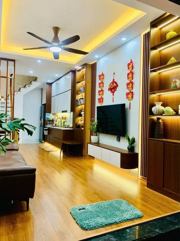 Bán nhà Tây Mỗ 32m2 5 tầng 3 phòng ngủ 5,6 tỷ