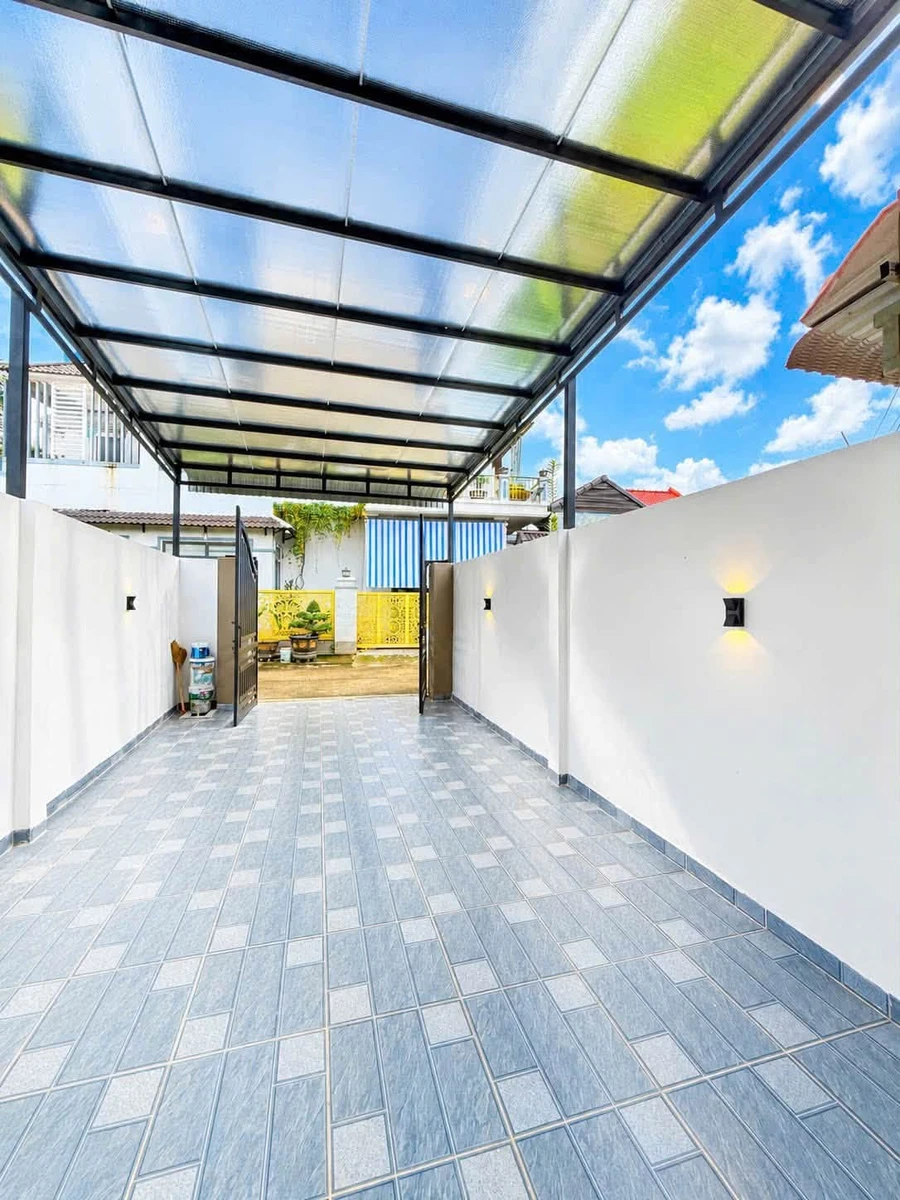 Bán nhà phố 3 phòng ngủ 132m2 Tân Phú 2 tỷ - Ảnh thu nhỏ 2