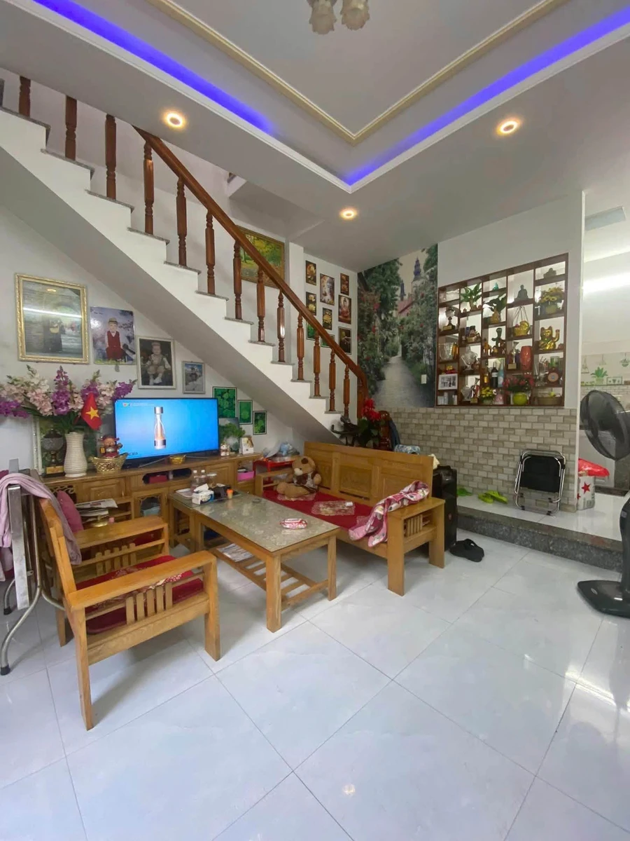 Bán nhà ôm góc 2 tầng 47,4m2 Quy Nhơn 2 tỷ 50 triệu - Ảnh thu nhỏ 3