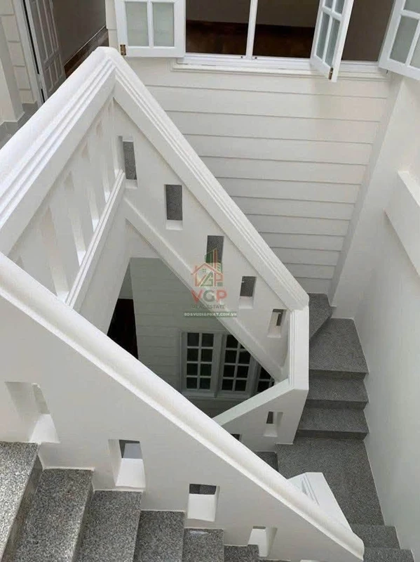 Bán nhà phố hẻm ô tô Thông Thiên Hộc, 151.8m², Lâm Đồng