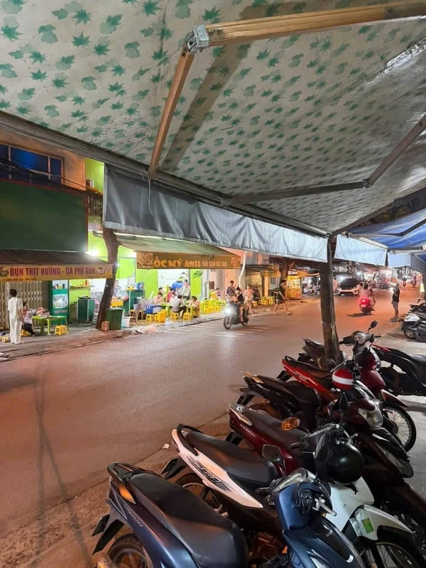 Cho thuê nhà mặt tiền 75m2, 2 phòng ngủ tại Nha Trang, 12tr/tháng