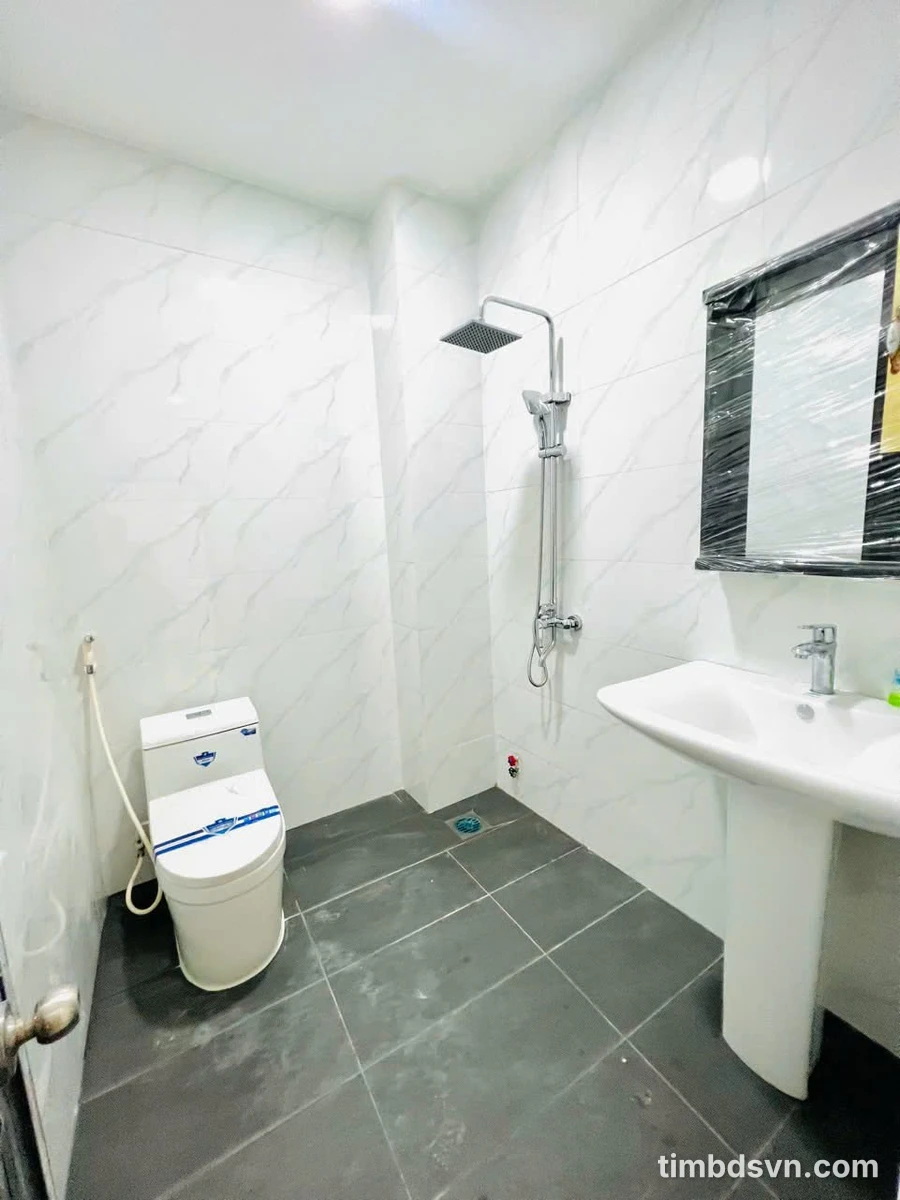 Nhà mặt tiền Hoàng Văn Thụ 4x17m cho thuê 25 triệu/tháng - Ảnh thu nhỏ 4