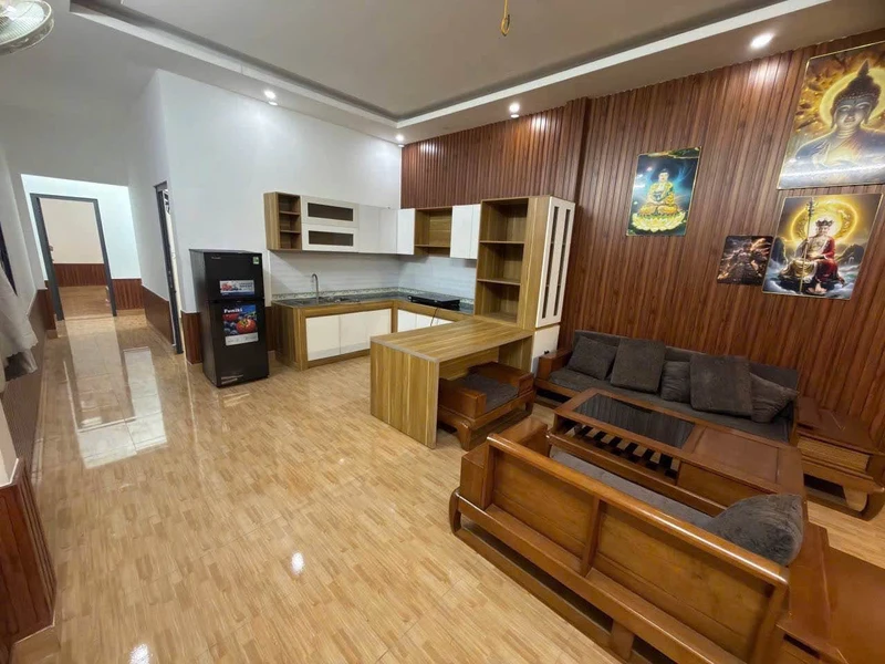 Cho thuê nhà nguyên căn 350m² 3 phòng ngủ TP Buôn Mê Thuột