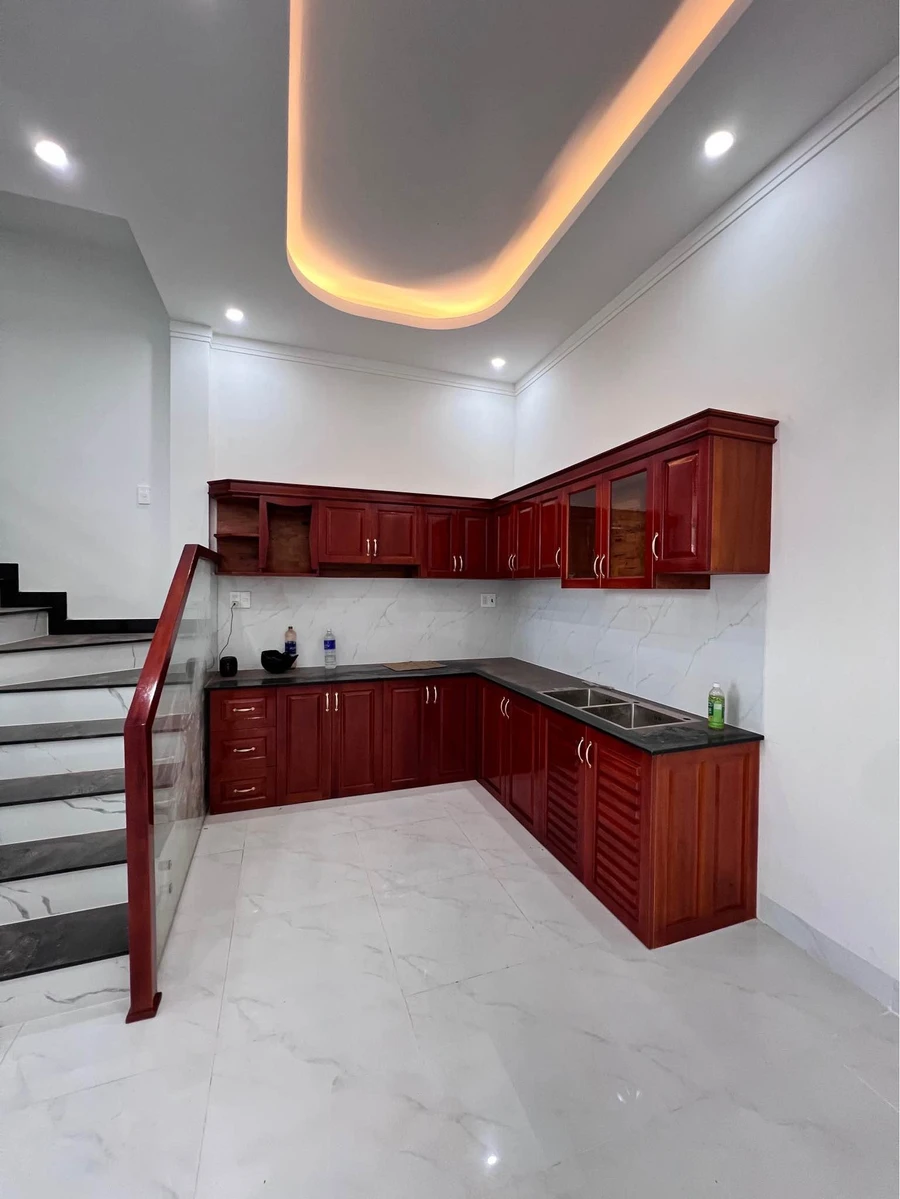 Bán nhà hẻm 1 mê 5x15m, 3PN 2WC, giá 1,85 tỷ tại Phường Thống Nhất, Gia Lai - Ảnh thu nhỏ 4