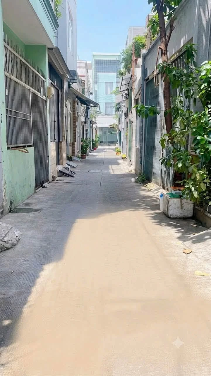 Bán nhà hẻm rộng 46m2, 2 tầng 2PN, gần đường Vườn Lài, Phú Thọ Hòa, Tân Phú - Ảnh 1