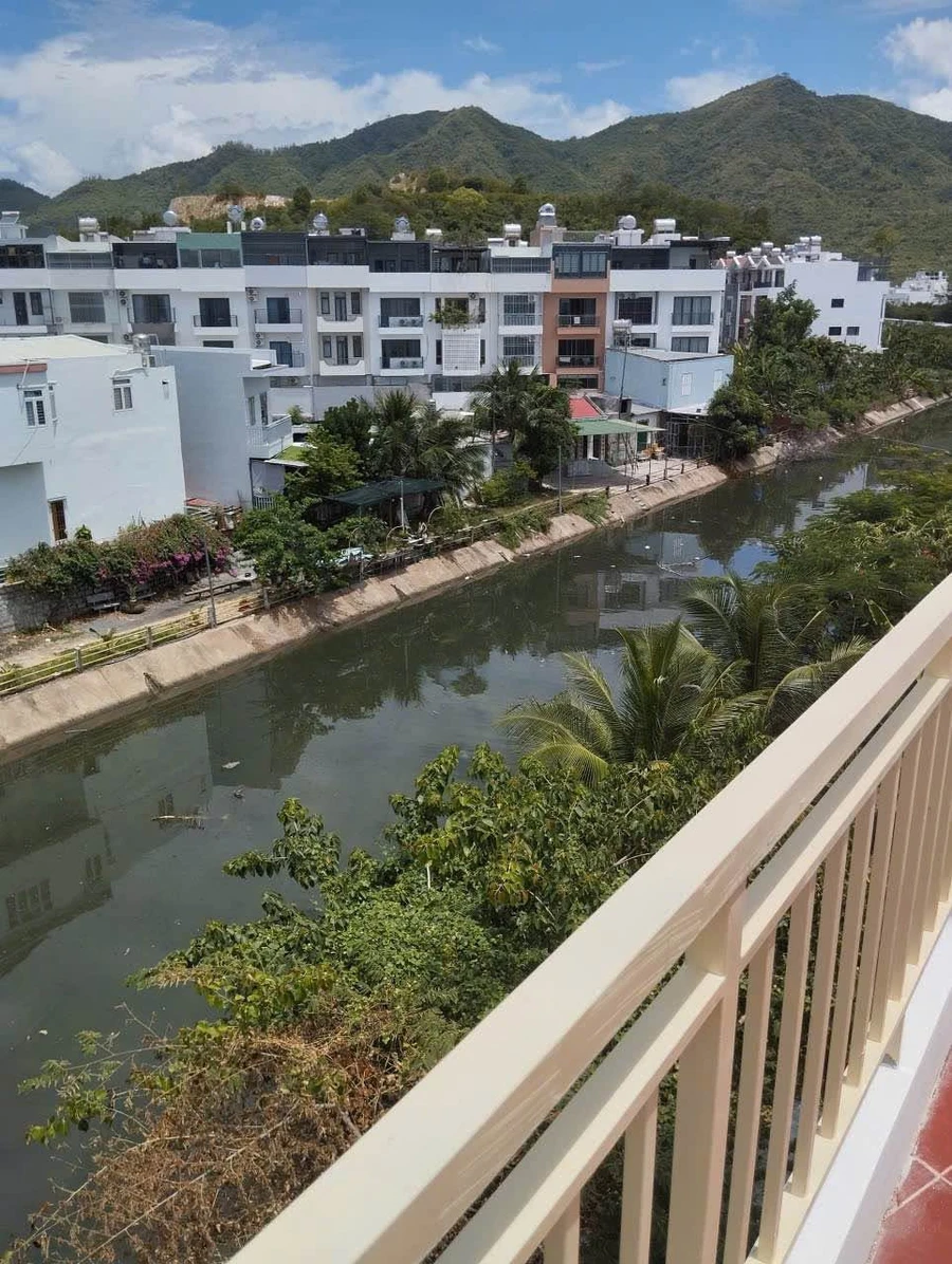 Cho thuê nhà mặt tiền Phạm Văn Đồng, 63.4m2, 2PN, Nha Trang - Ảnh thu nhỏ 5