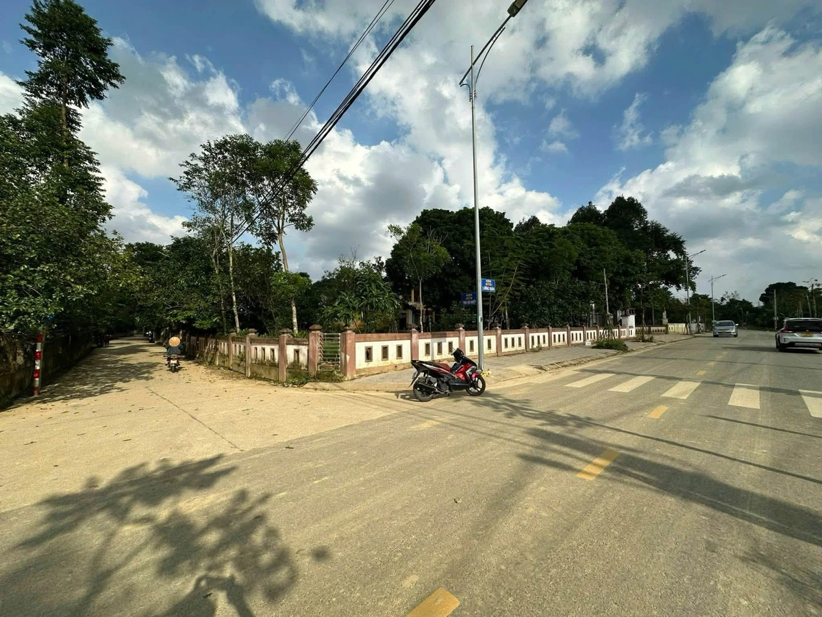 Bán nhà mặt tiền 100m2 Thân Văn Nhiếp, Huế - Ảnh thu nhỏ 4