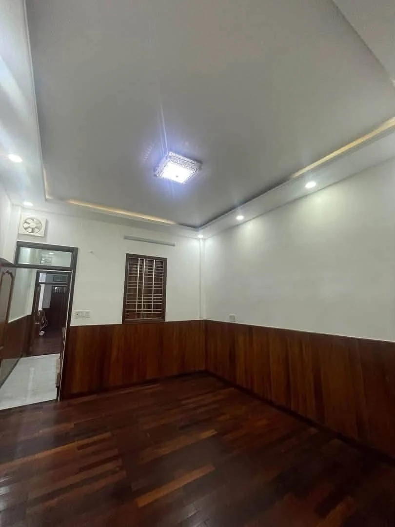 Cho thuê nhà 3 tầng 3PN 80m² đường Ỷ Lan Quy Nhơn - Ảnh thu nhỏ 4