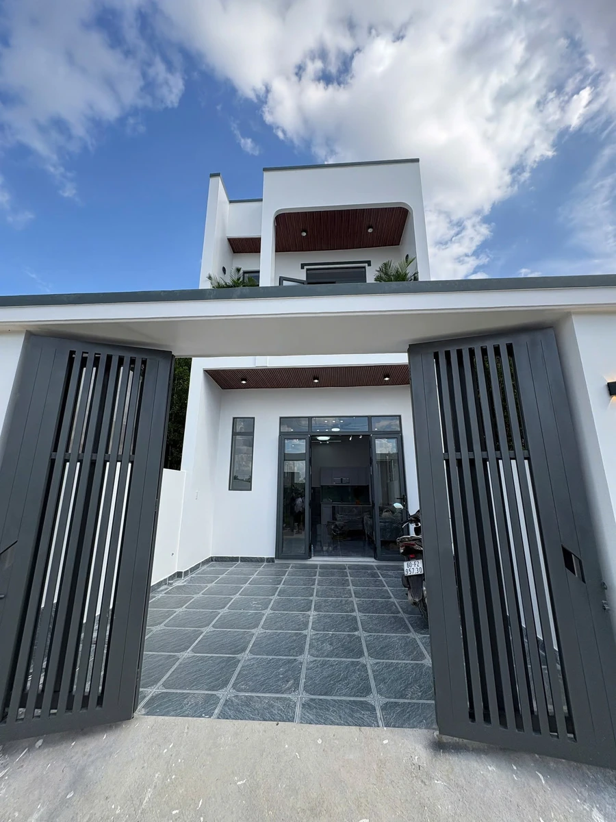 Bán nhà trệt lầu sổ riêng 4,5x18m Tân Triều Đồng Nai - Ảnh thu nhỏ 2