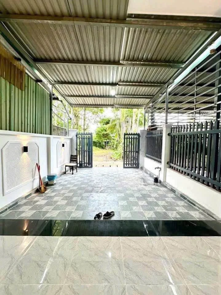 Bán nhà Tương Bình Hiệp, Thủ Dầu Một, 108m², 2 PN, 2 tỷ 080 - Ảnh thu nhỏ 2