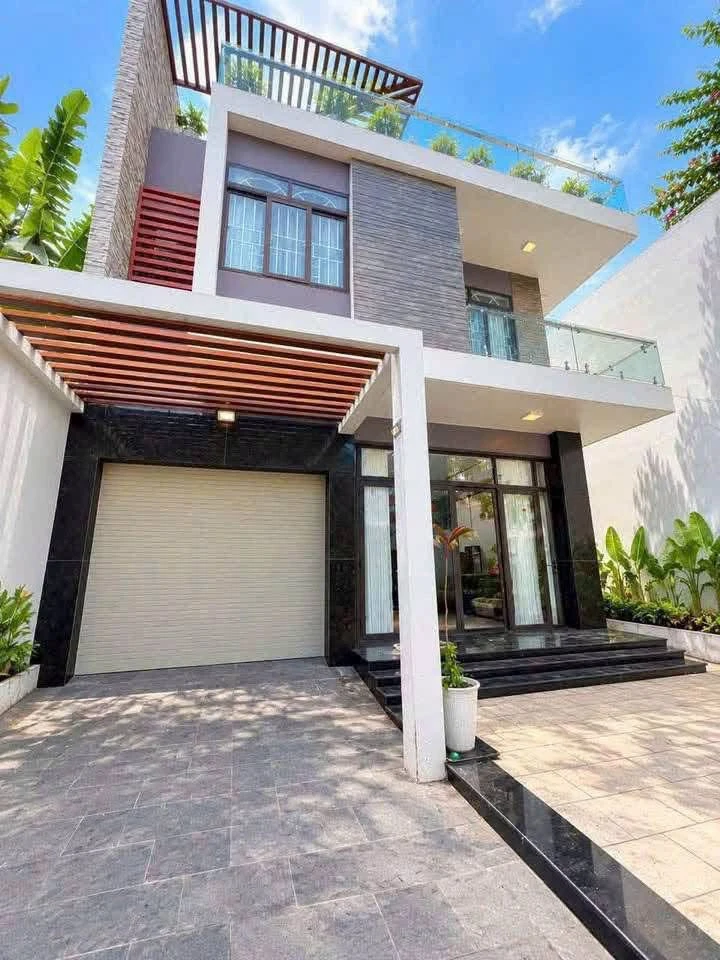 Bán biệt thự 4 phòng 230m2 Bửu Long Biên Hòa 11.9 tỷ - Ảnh 1
